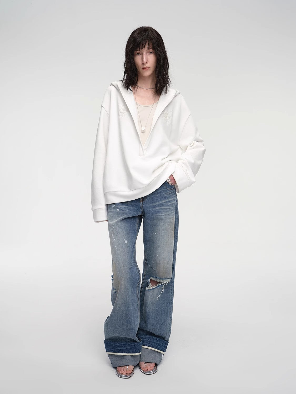 Leisure Style Handmade Embroidery Sequins Sweatshirt