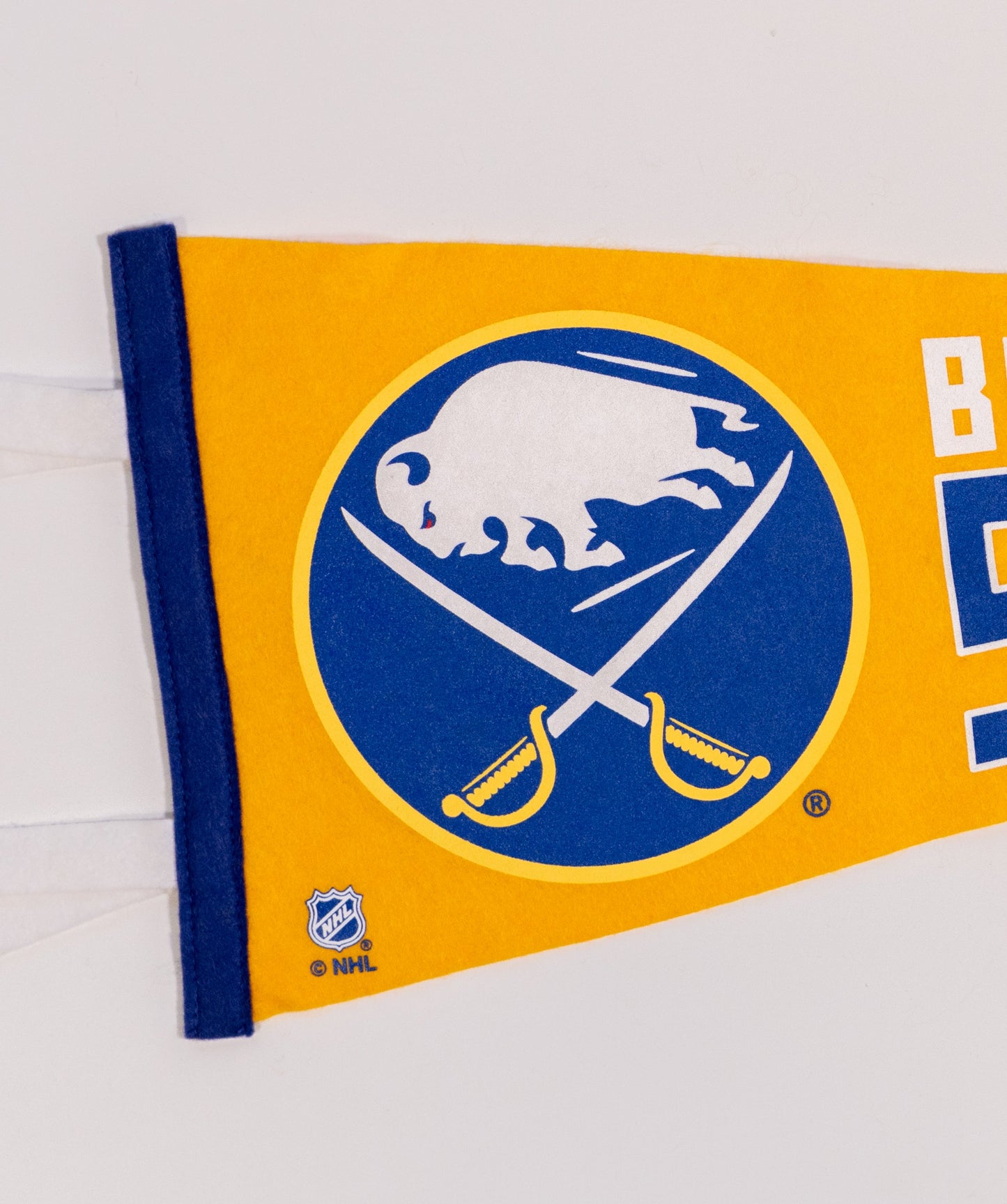 Buffalo Sabres Pennant • NHL x Oxford Pennant