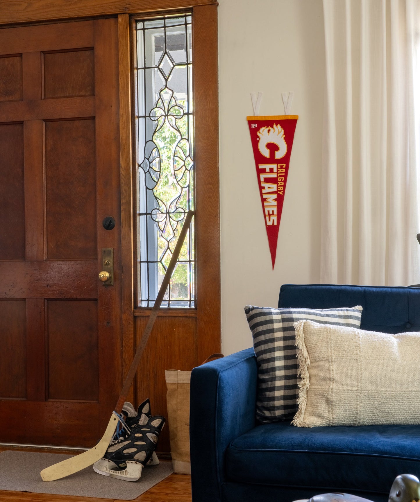 Calgary Flames Pennant • NHL x Oxford Pennant