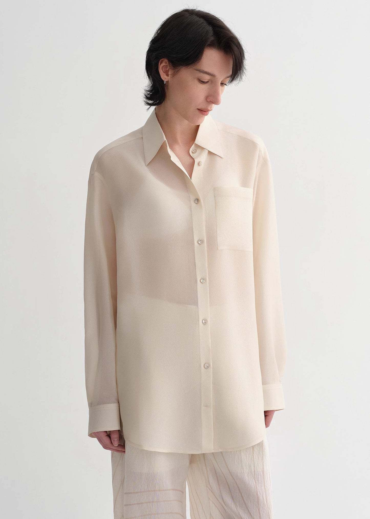 Classic Silhouette Mulberry Silk Acetate Blouse