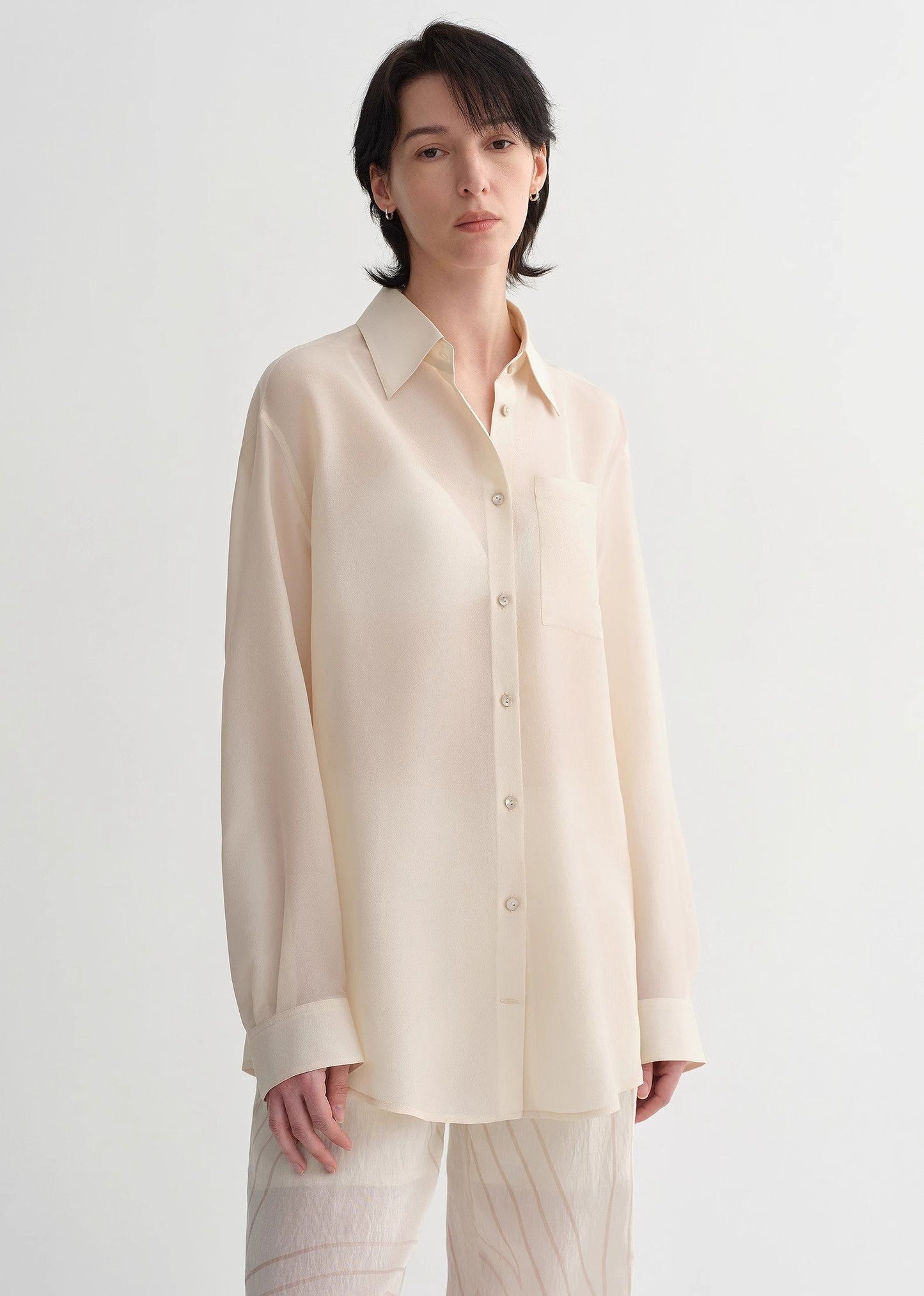 Classic Silhouette Mulberry Silk Acetate Blouse