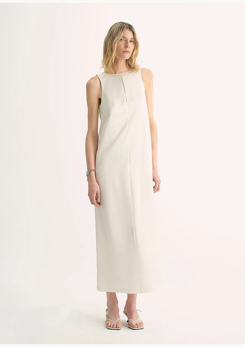 Corridor Stride Dress