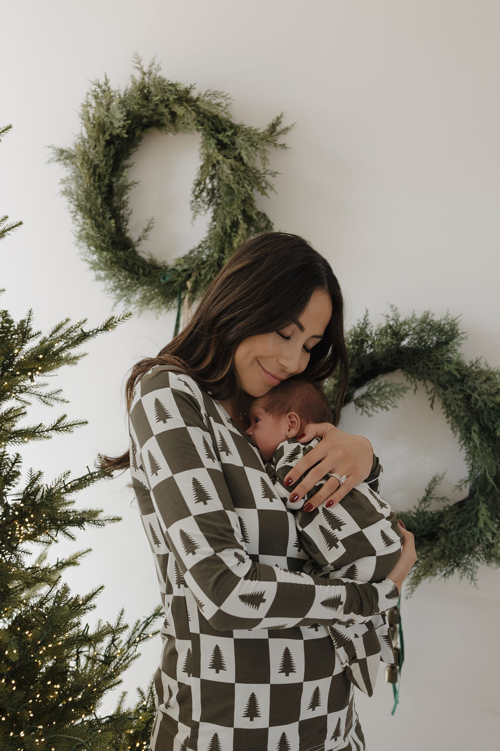 Bamboo Zip Pajamas | Christmas Tree Checkerboard