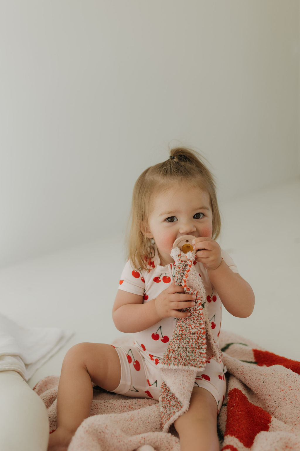 Bamboo Zip Shortie | Cherry Orchard