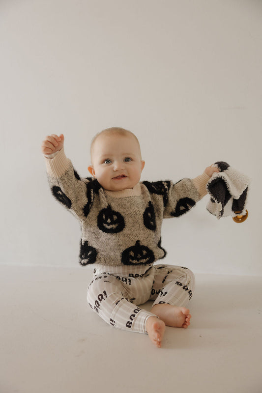 Cozy Sweater | Halloween