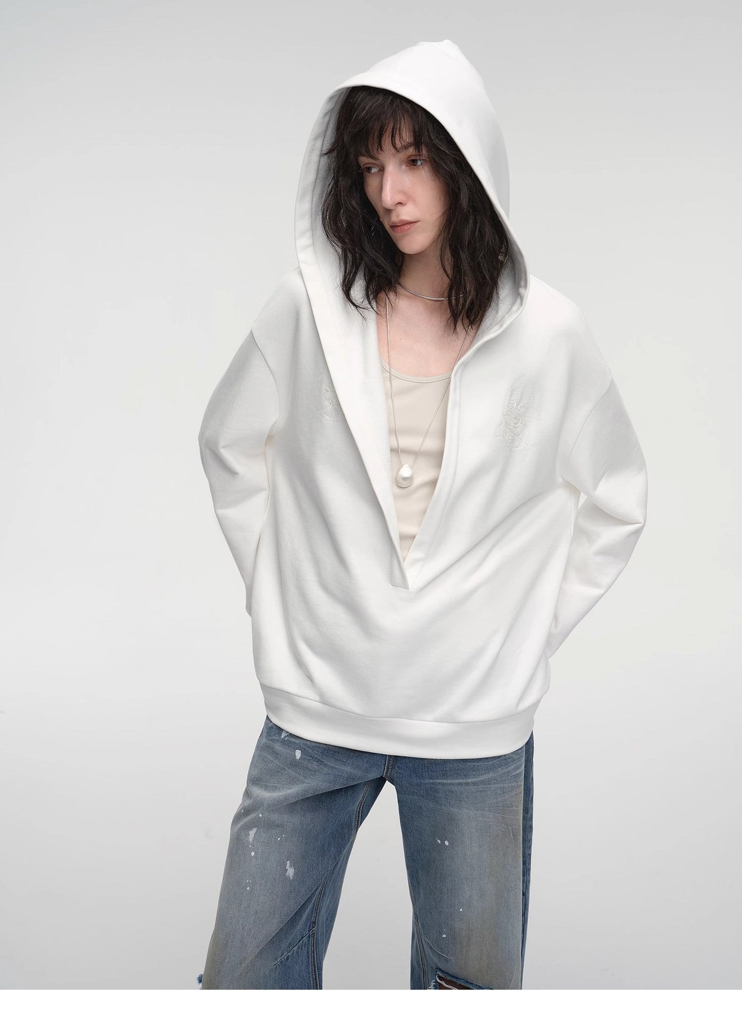 Leisure Style Handmade Embroidery Sequins Sweatshirt