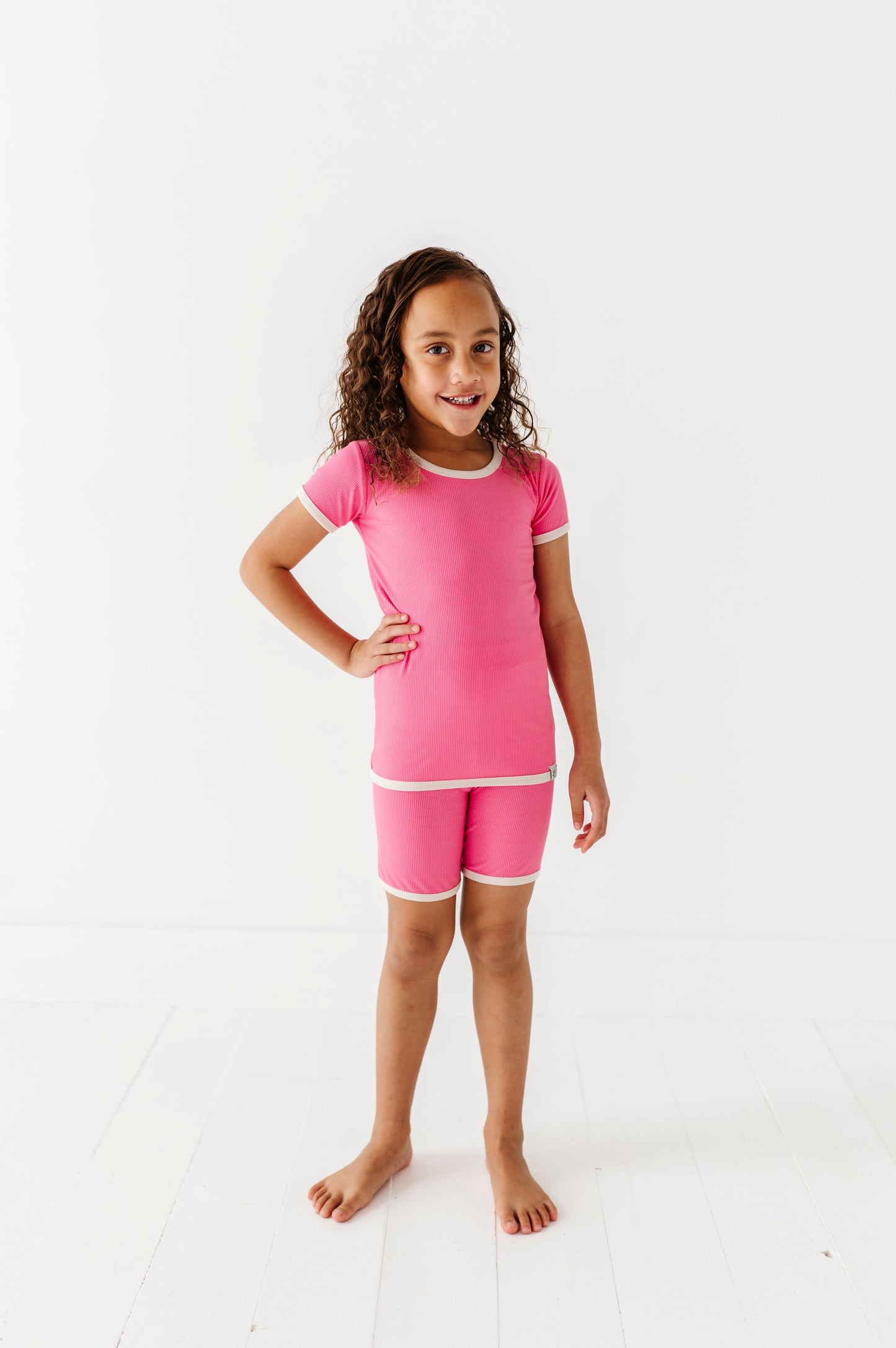 ROSEY | Tee + Biker Shorts RIB SET