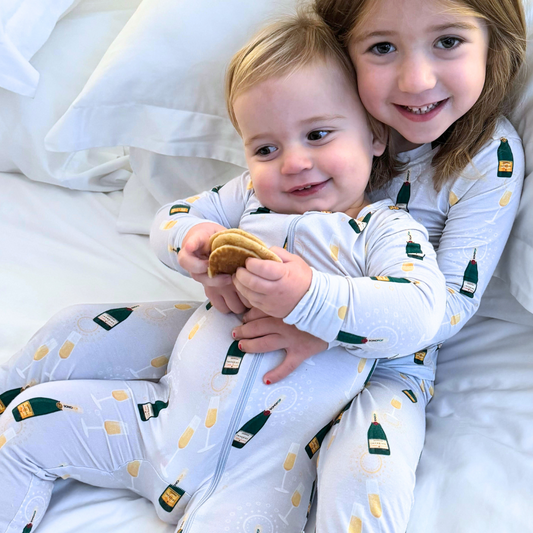 Two-Piece Set in Paris Pop Clink Fizz