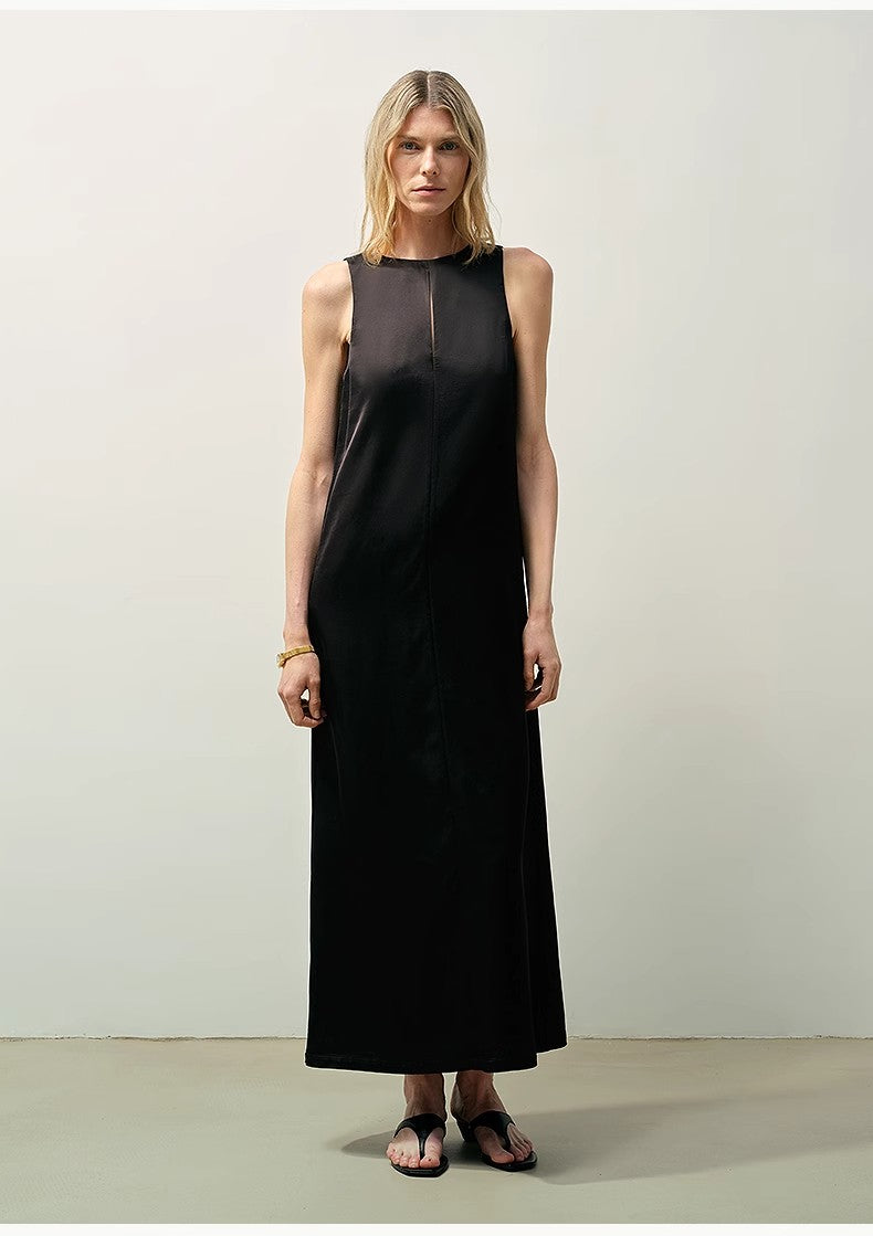 Corridor Stride Dress