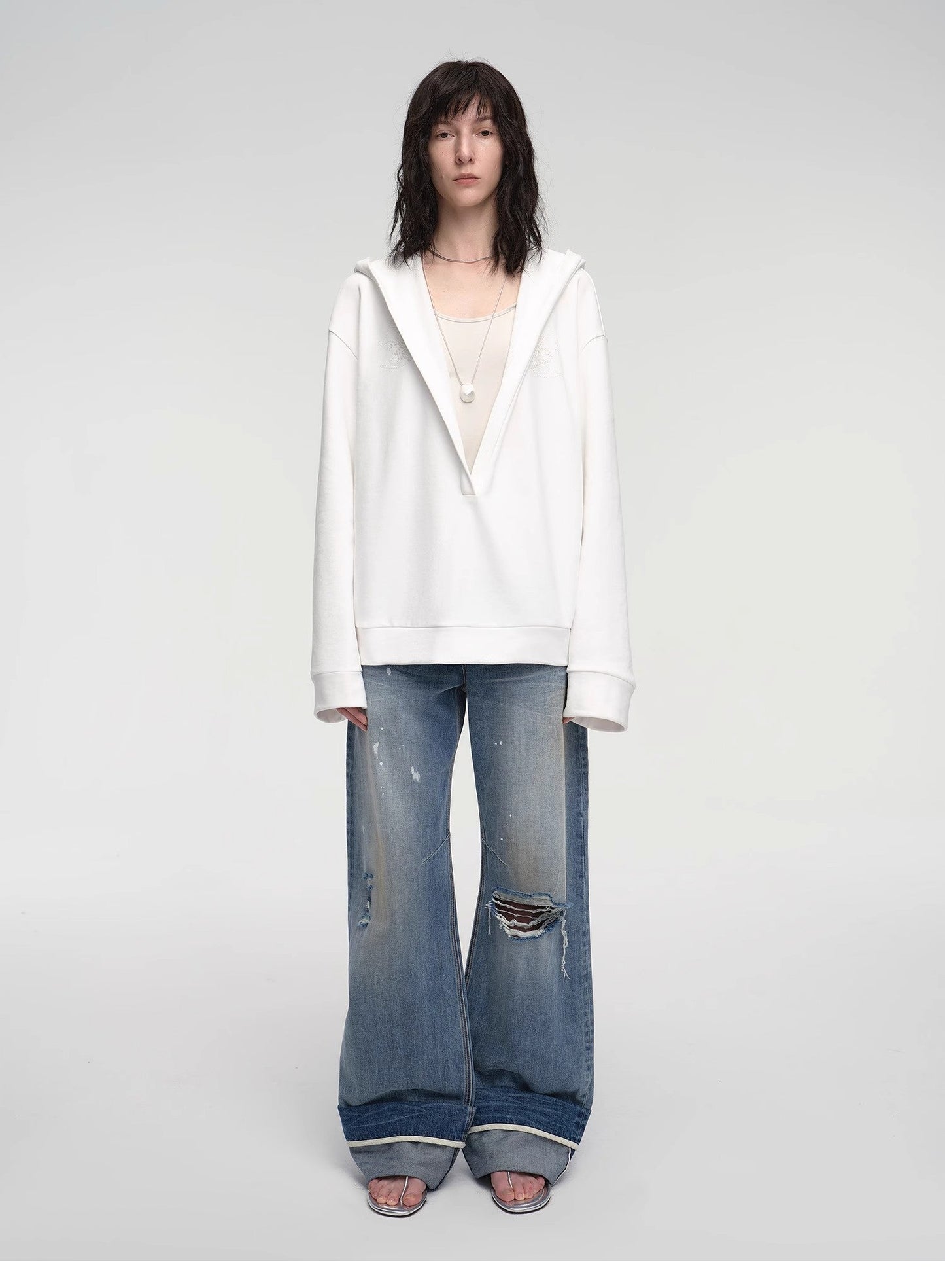 Leisure Style Handmade Embroidery Sequins Sweatshirt