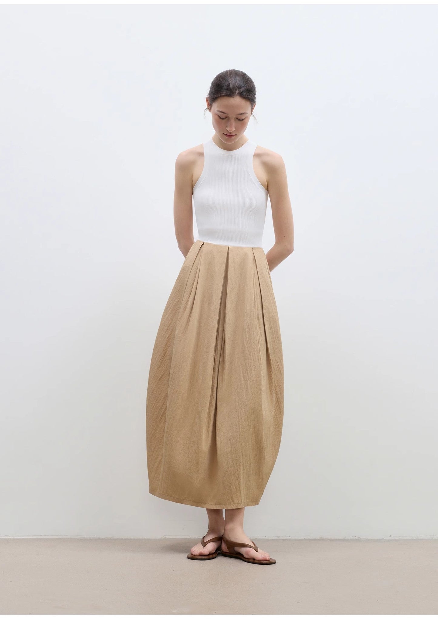 Peninsula Art Skirt