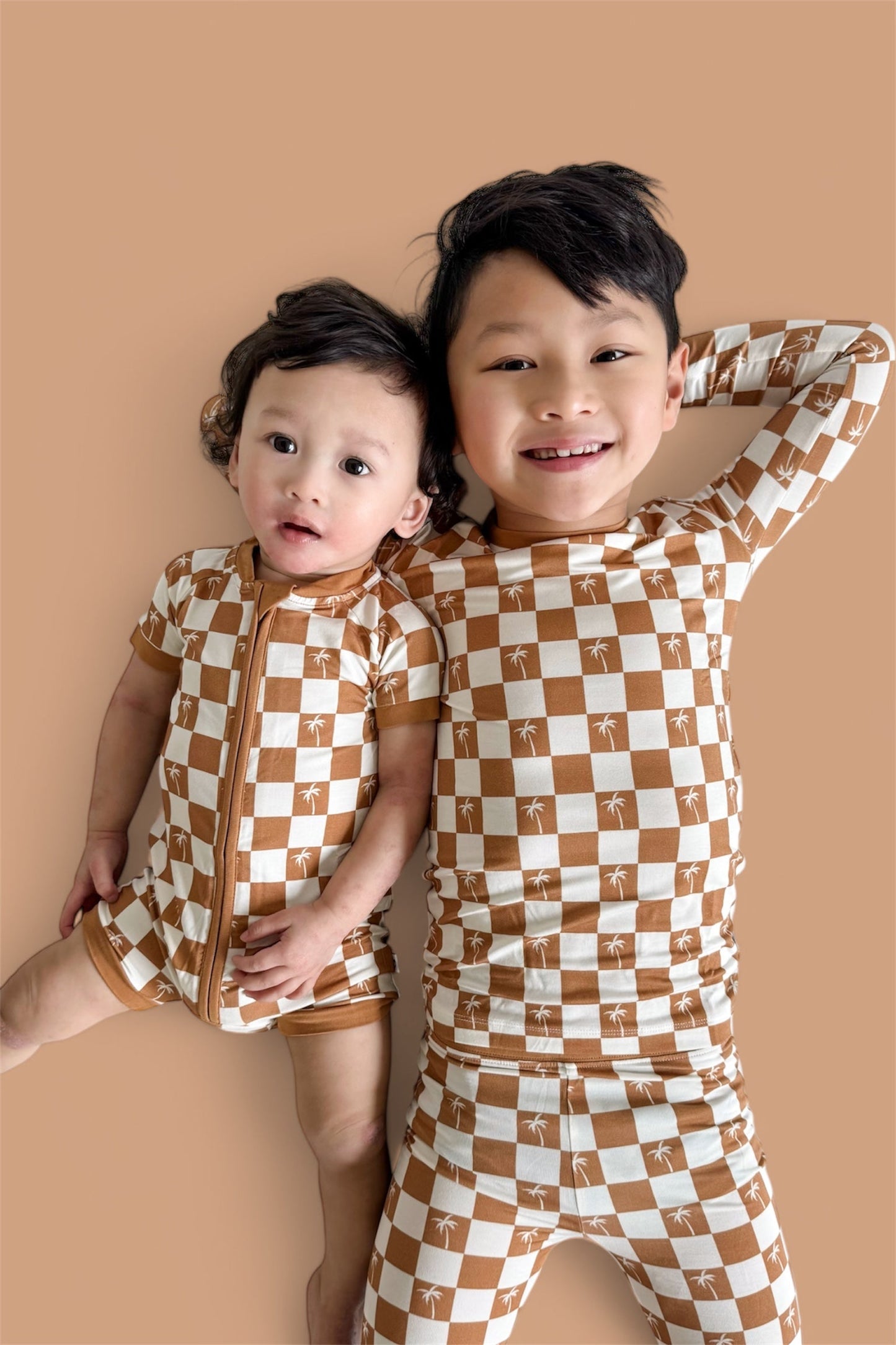 EXCLUSIVE SANDY BEACH CHECKERS DREAM SET