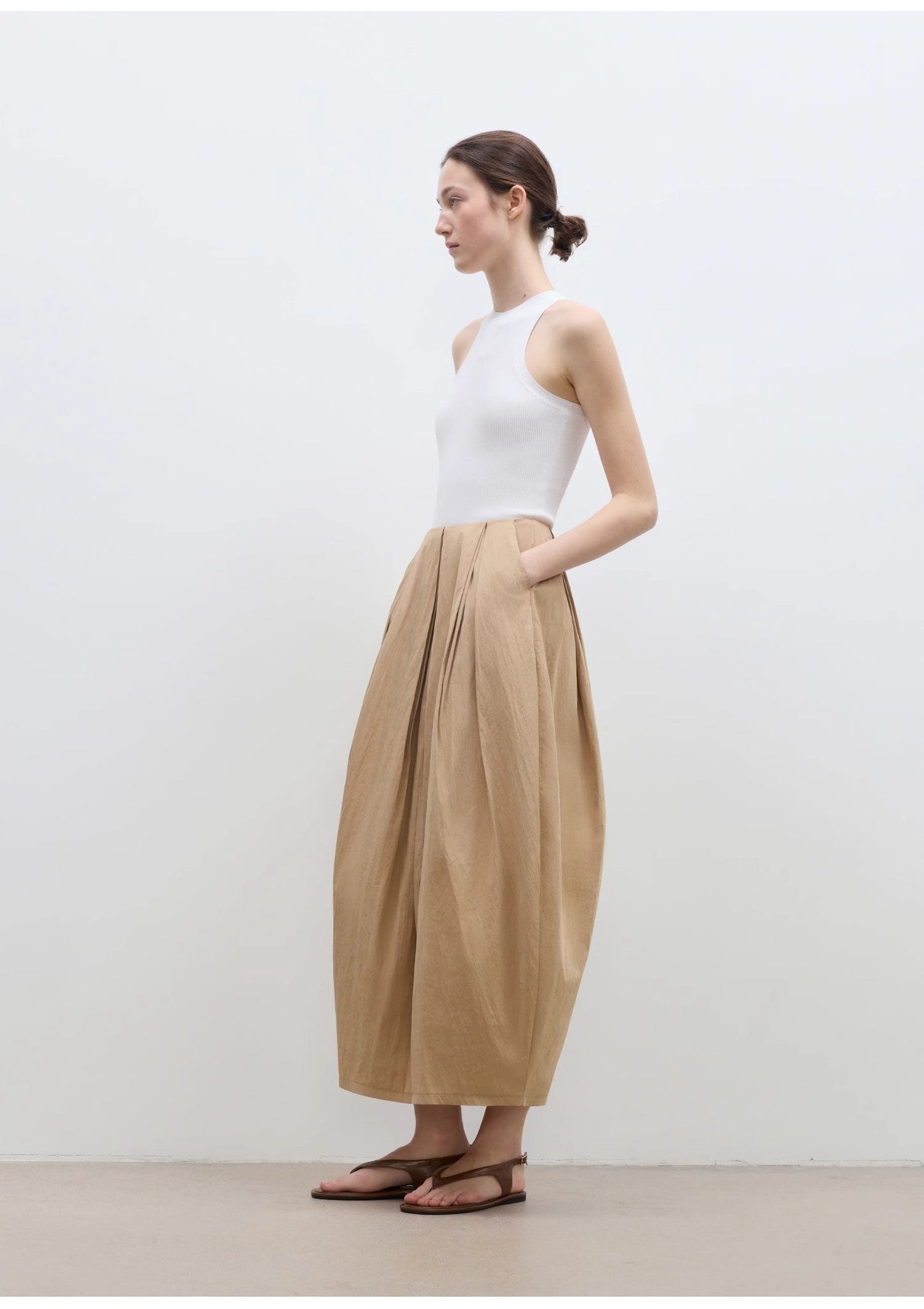 Peninsula Art Skirt