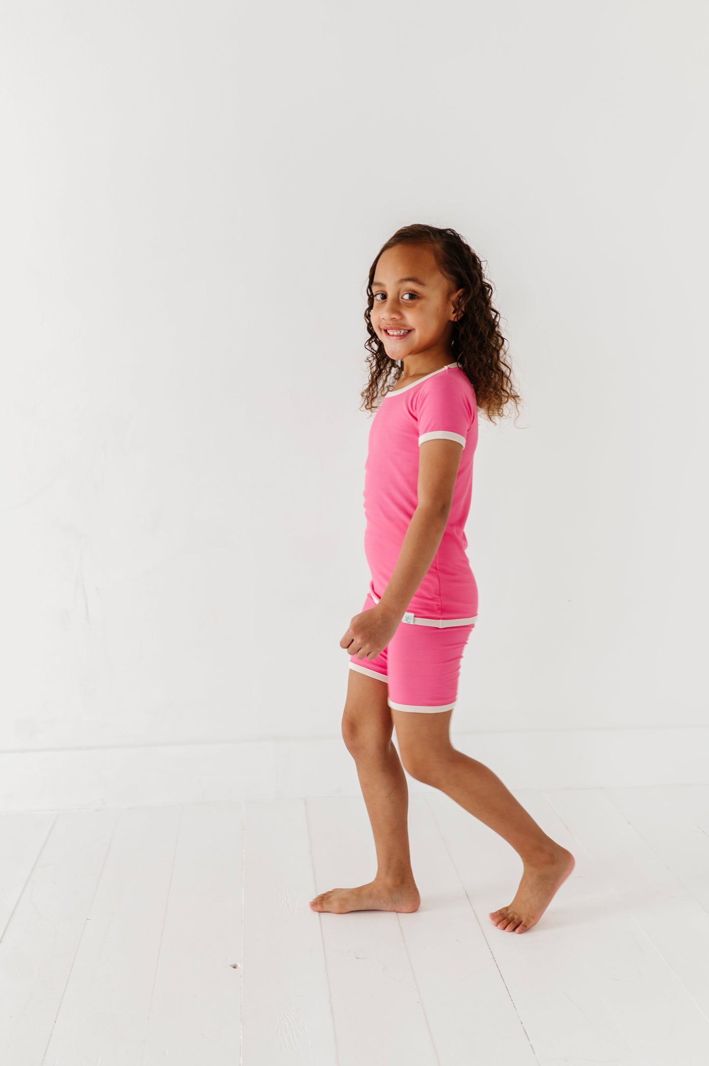 ROSEY | Tee + Biker Shorts RIB SET