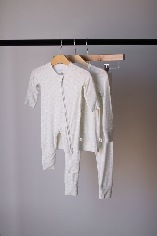 Bamboo Two Piece Pajamas | Meow