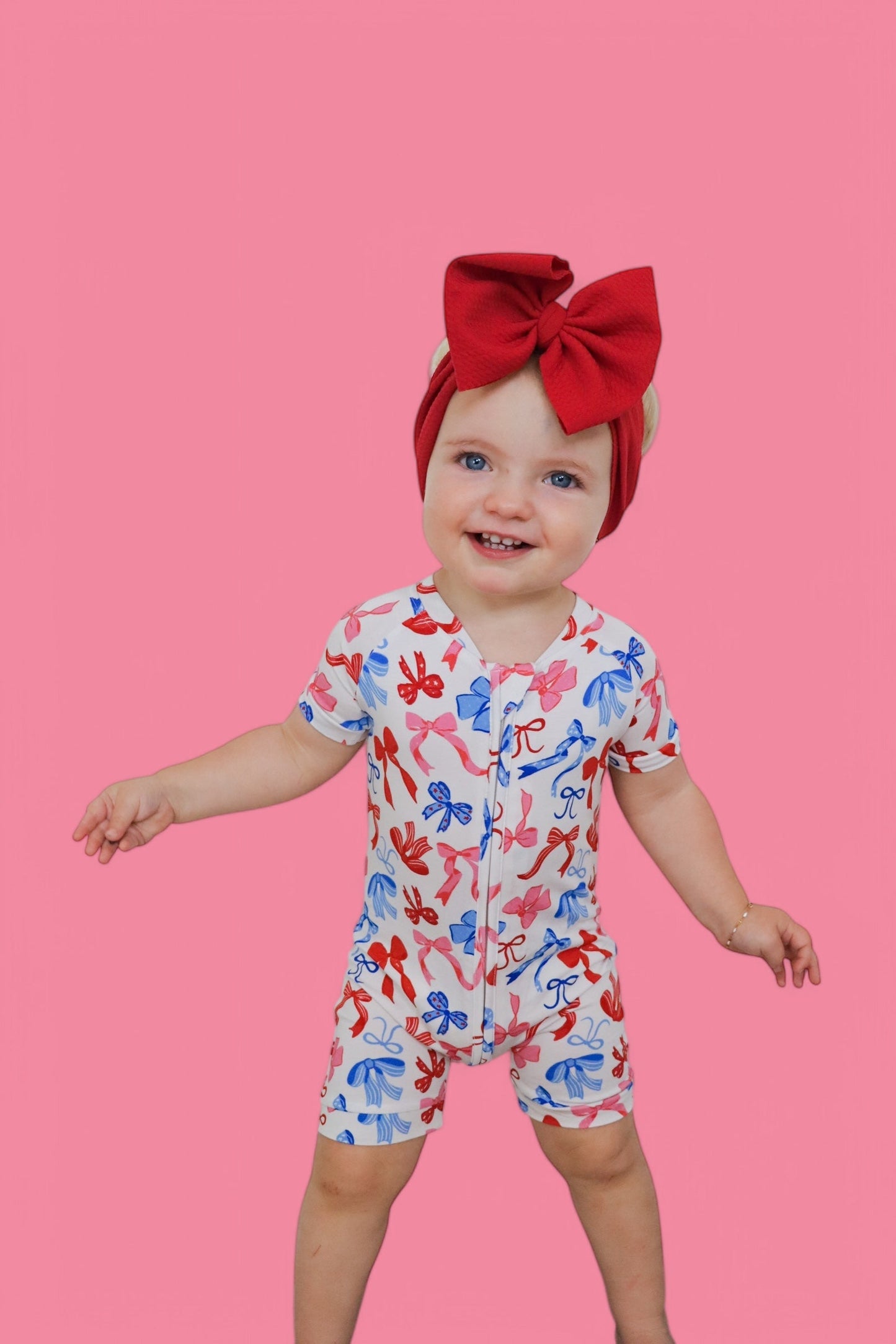 RED, WHITE AND BOWS DREAM SHORTIE