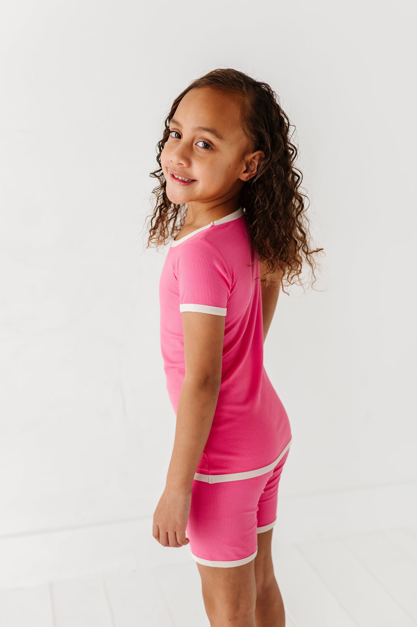 ROSEY | Tee + Biker Shorts RIB SET