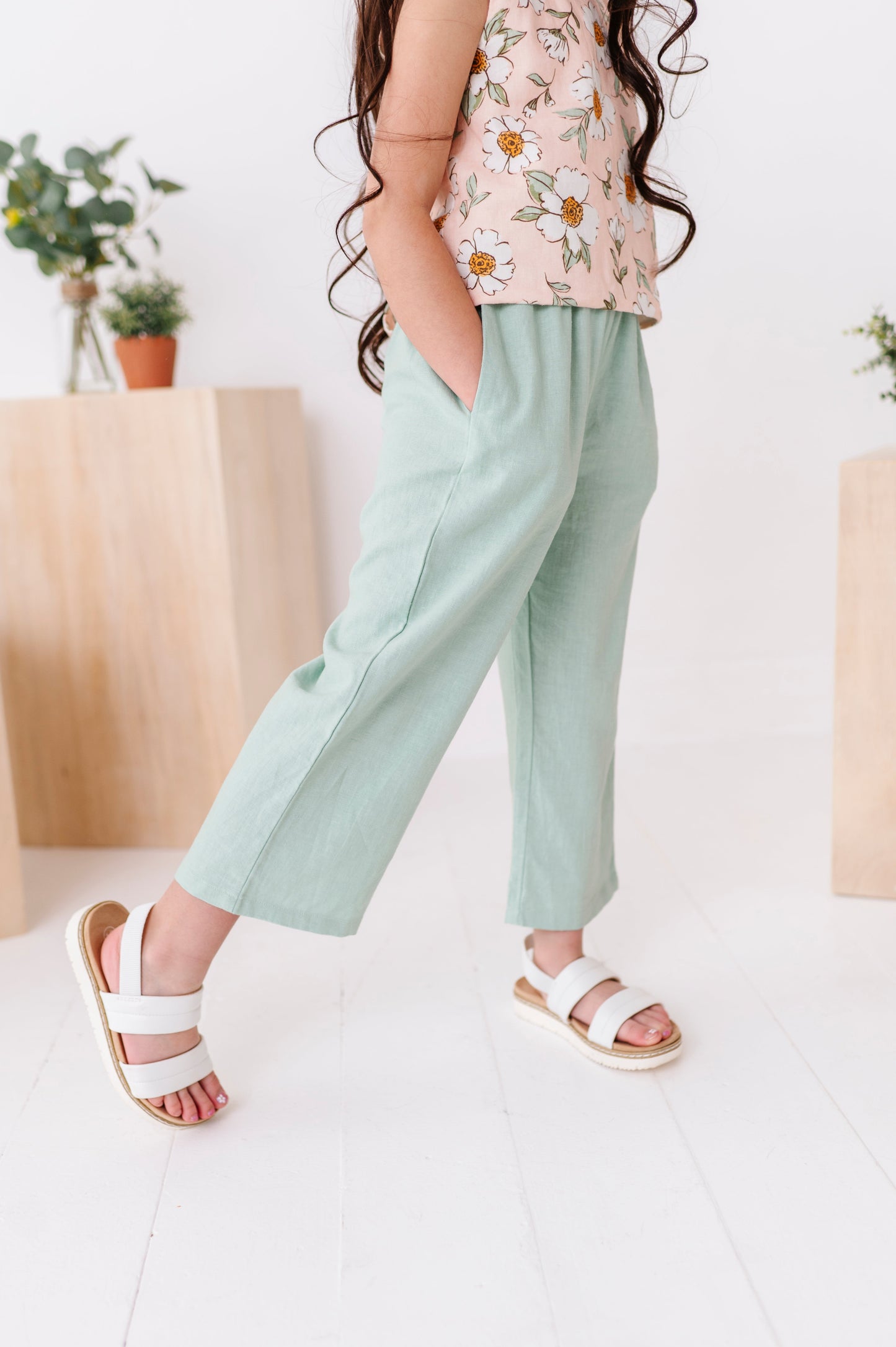 Peachy Peonies | Tie-Back + Crop Pants Set