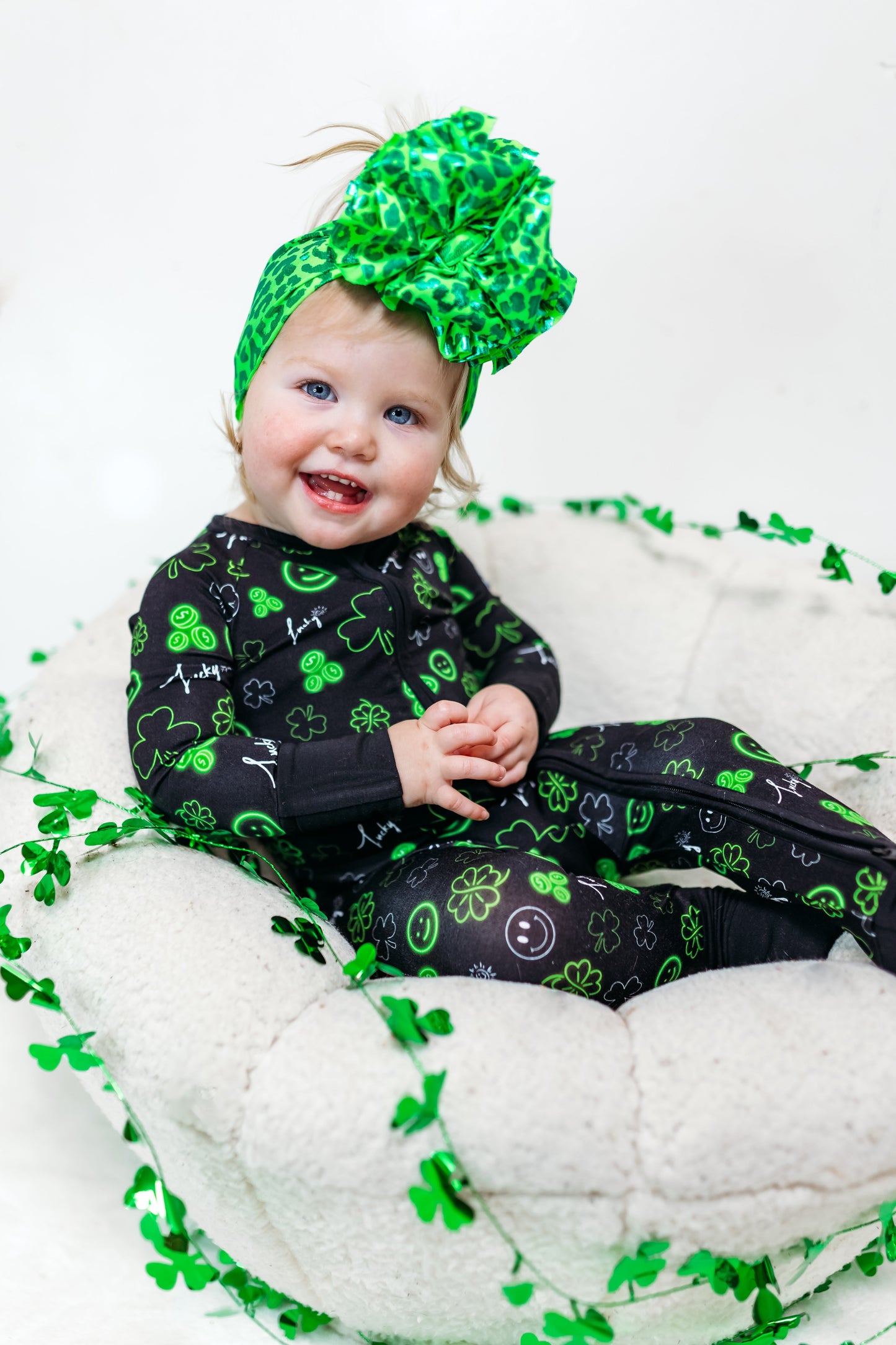 LUCKY VIBES DREAM ROMPER
