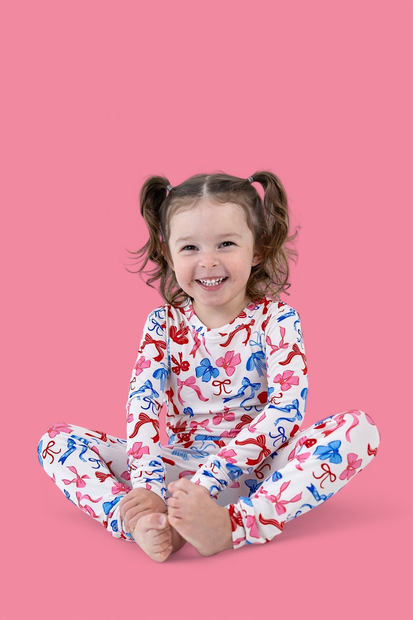 RED, WHITE AND BOWS DREAM SET