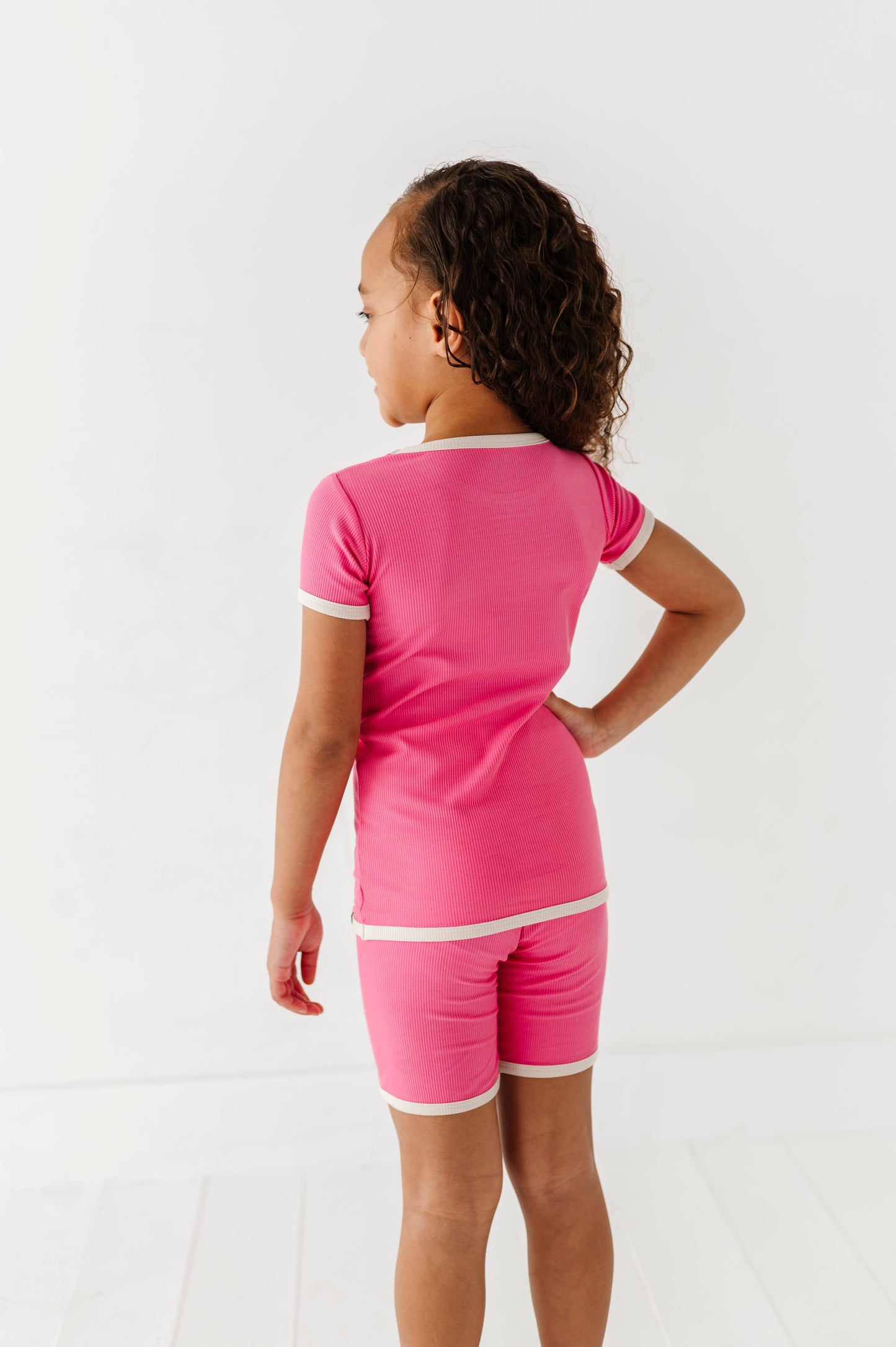 ROSEY | Tee + Biker Shorts RIB SET