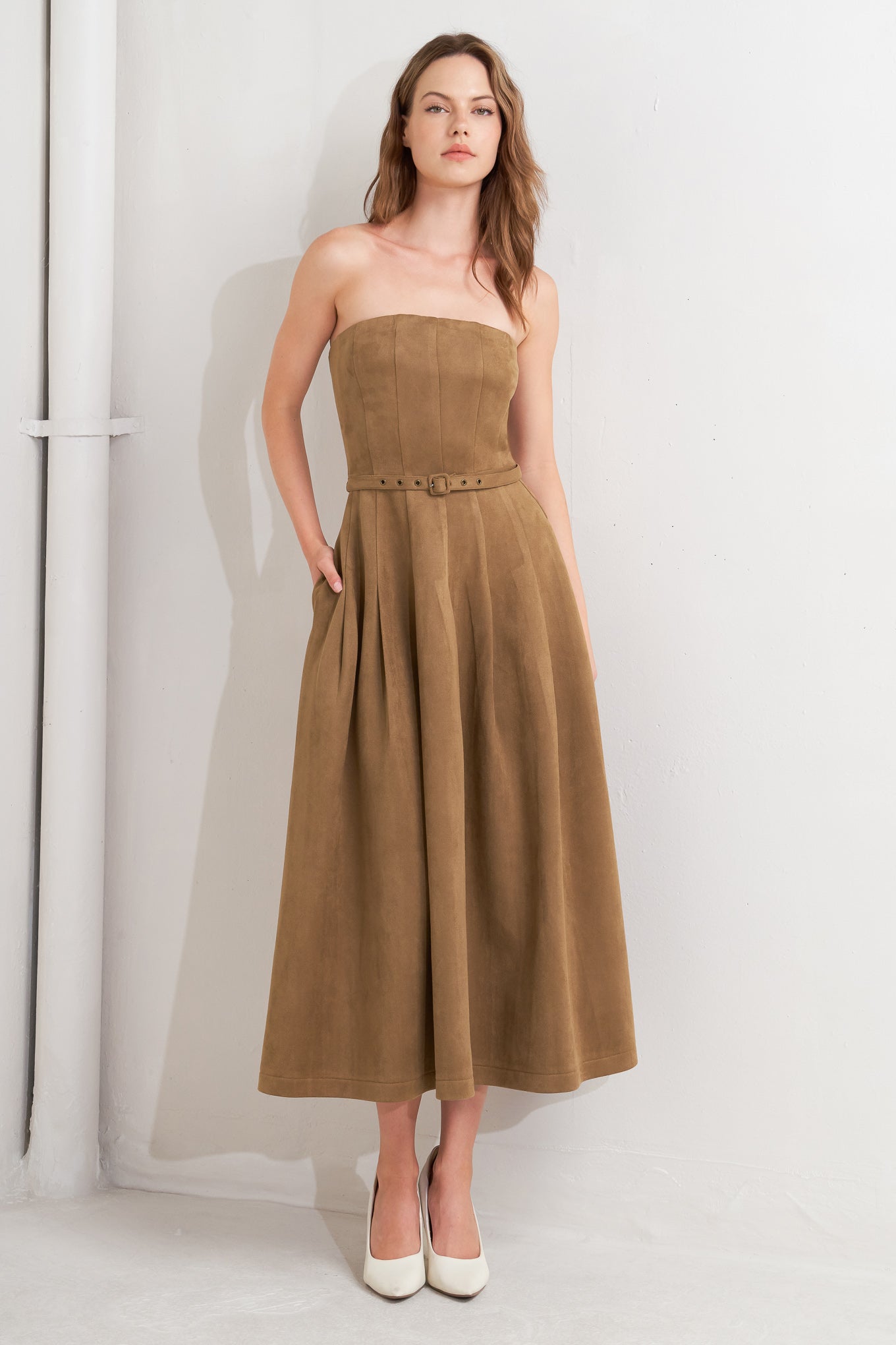 ROMANTIC GAZE SUEDE MIDI DRESS