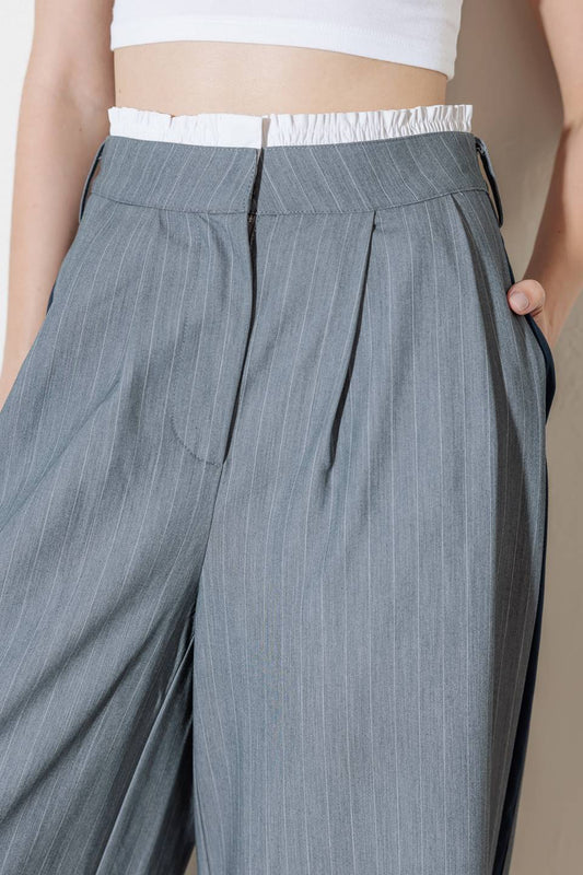 SMILE BRIGHT IN GREY WOVEN PANTS