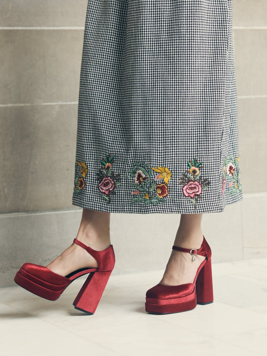 Emily Embroidered Midi Dress - Sable/Ivory Houndstooth