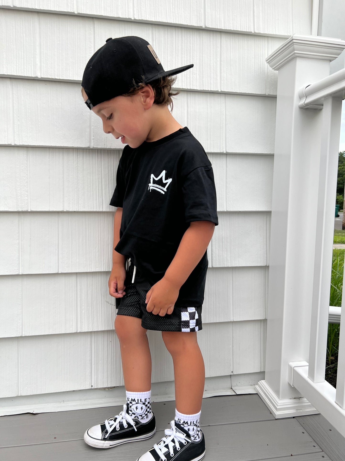 BLACKOUT • MESH SHORTS