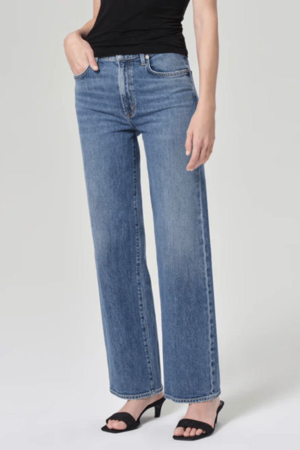 Harper Straight Stretch-Jean