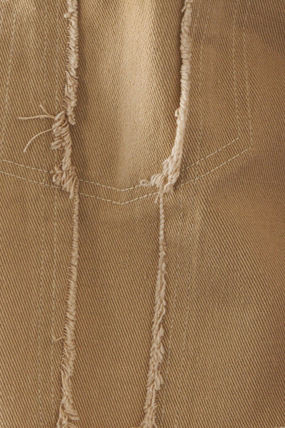 BETWEEN THE PAGES WOVEN TWILL VEST - Mack & Harvie