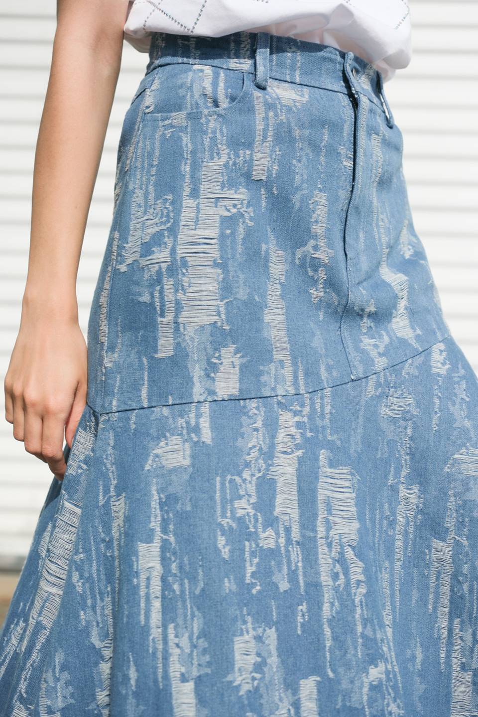 BREEZY ADORATION DENIM SKIRT - Mack & Harvie