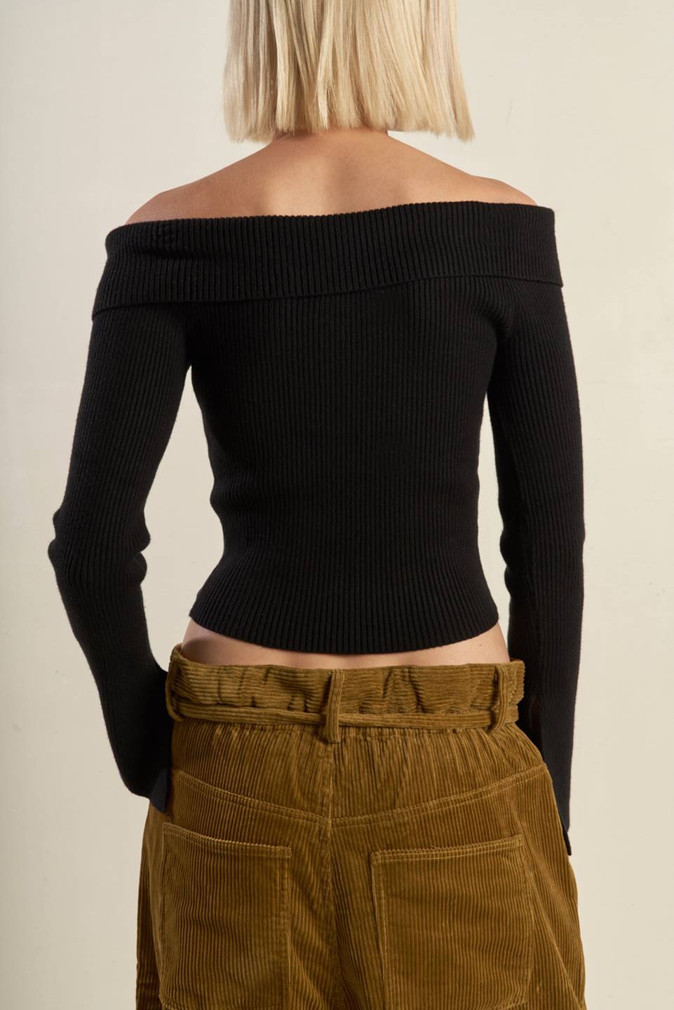 CHANGE OF PACE SWEATER TOP - Mack & Harvie