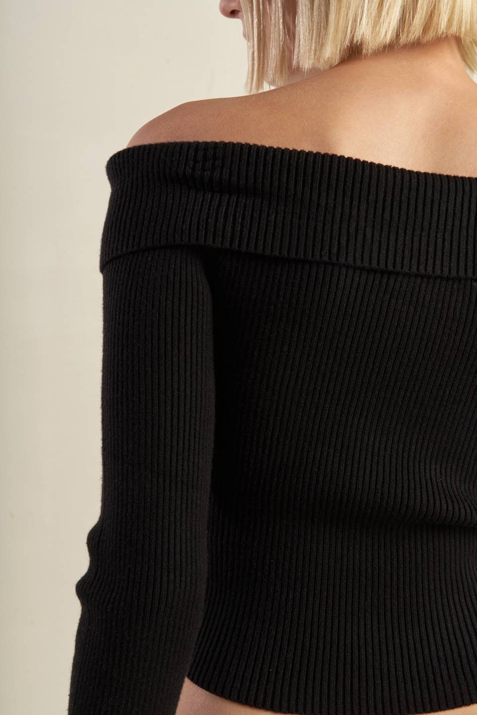 CHANGE OF PACE SWEATER TOP - Mack & Harvie