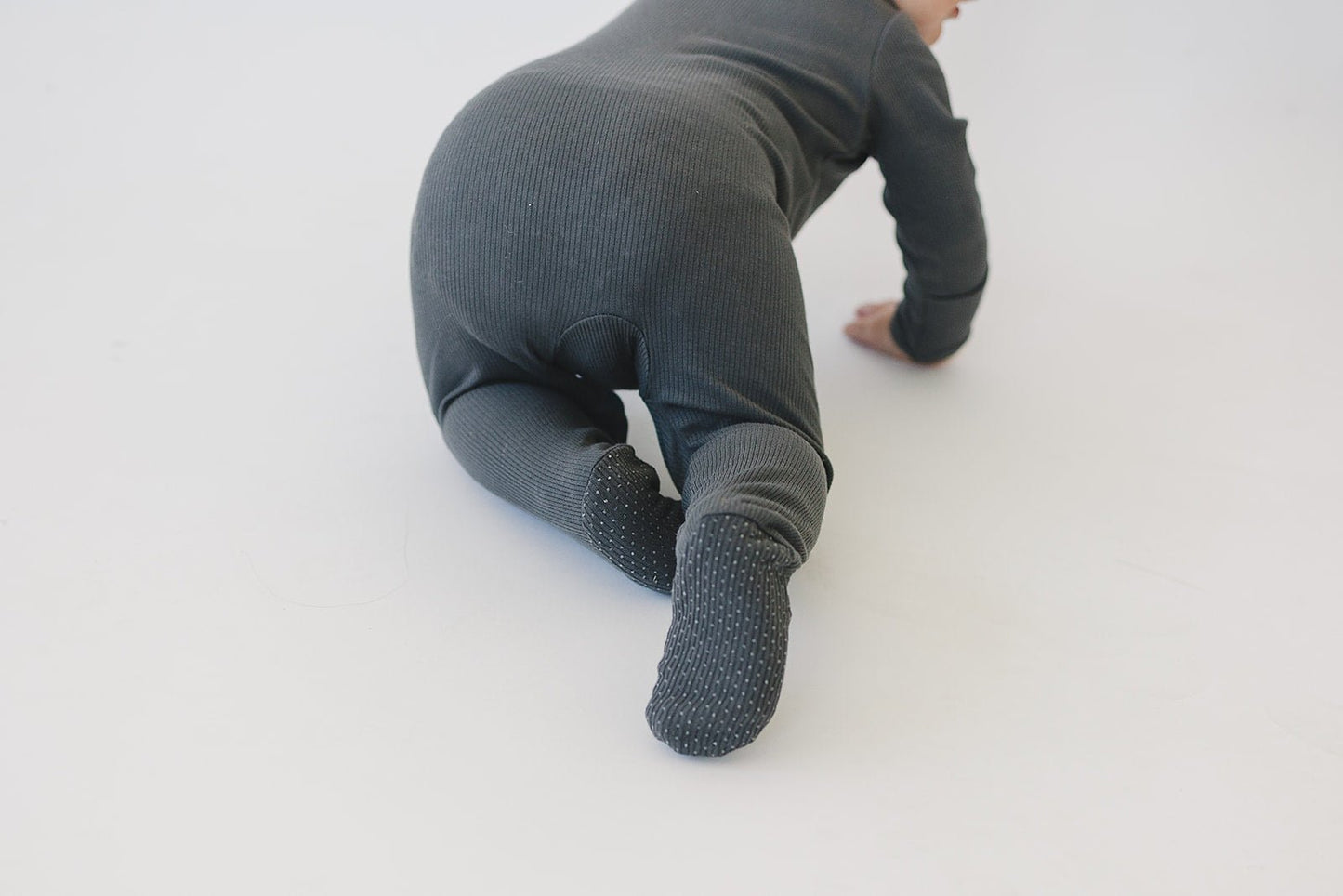 Charcoal Organic Cotton Ribbed Zipper - Mack & Harvie
