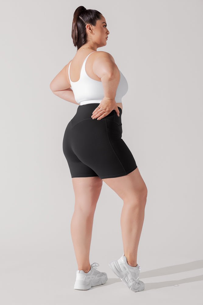Crisscross Hourglass® Midi Short with Pockets - Black - Mack & Harvie