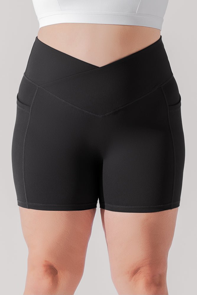 Crisscross Hourglass® Midi Short with Pockets - Black - Mack & Harvie