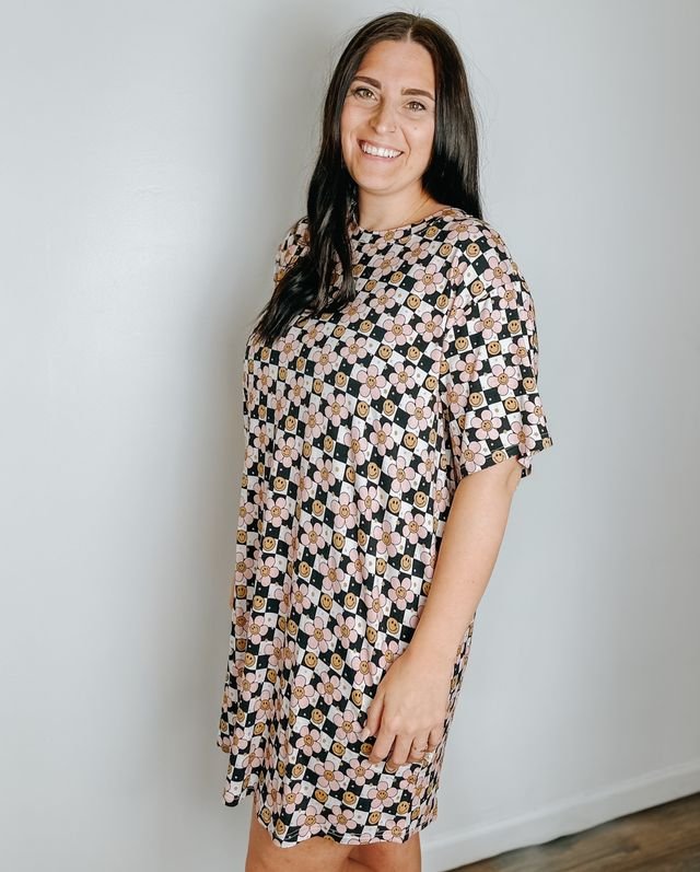 Daisy Checks Women's T-shirt Dress - Mack & Harvie