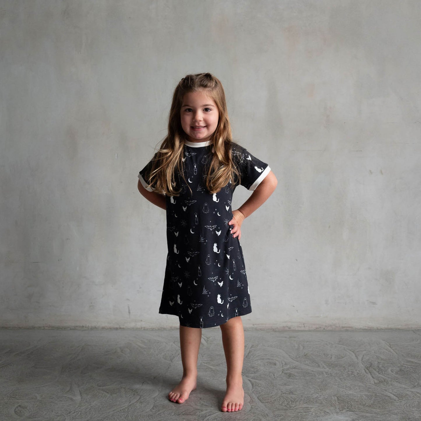 *PRE-ORDER 9/29* Spooky | T-Shirt Dress