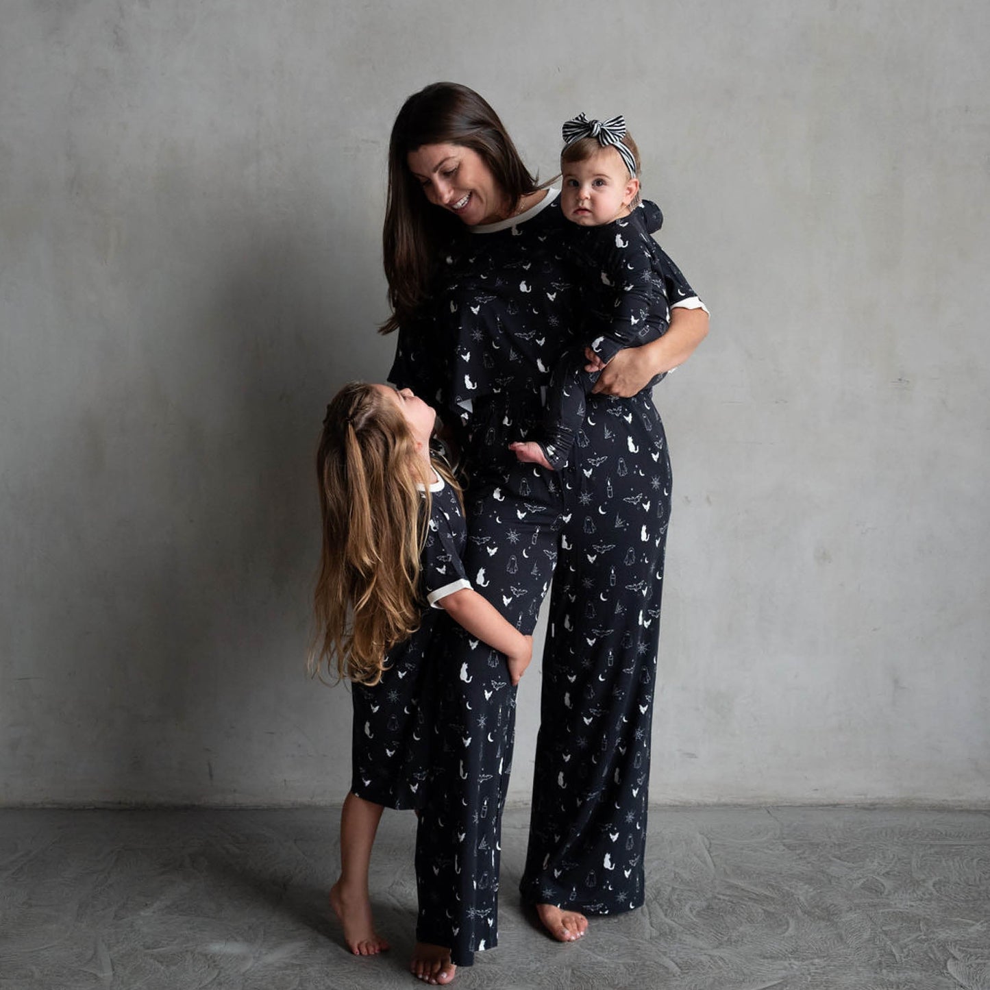 *PRE-ORDER 9/29* Spooky | T-Shirt Dress