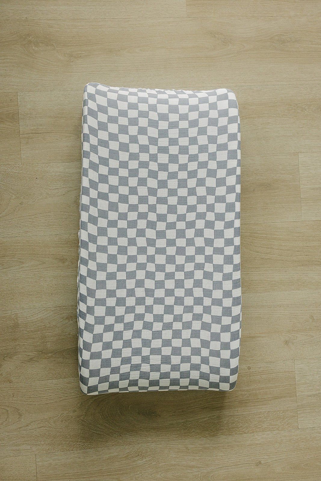 Dusty Blue Wavy Checkered Muslin Changing Pad Cover - Mack & Harvie
