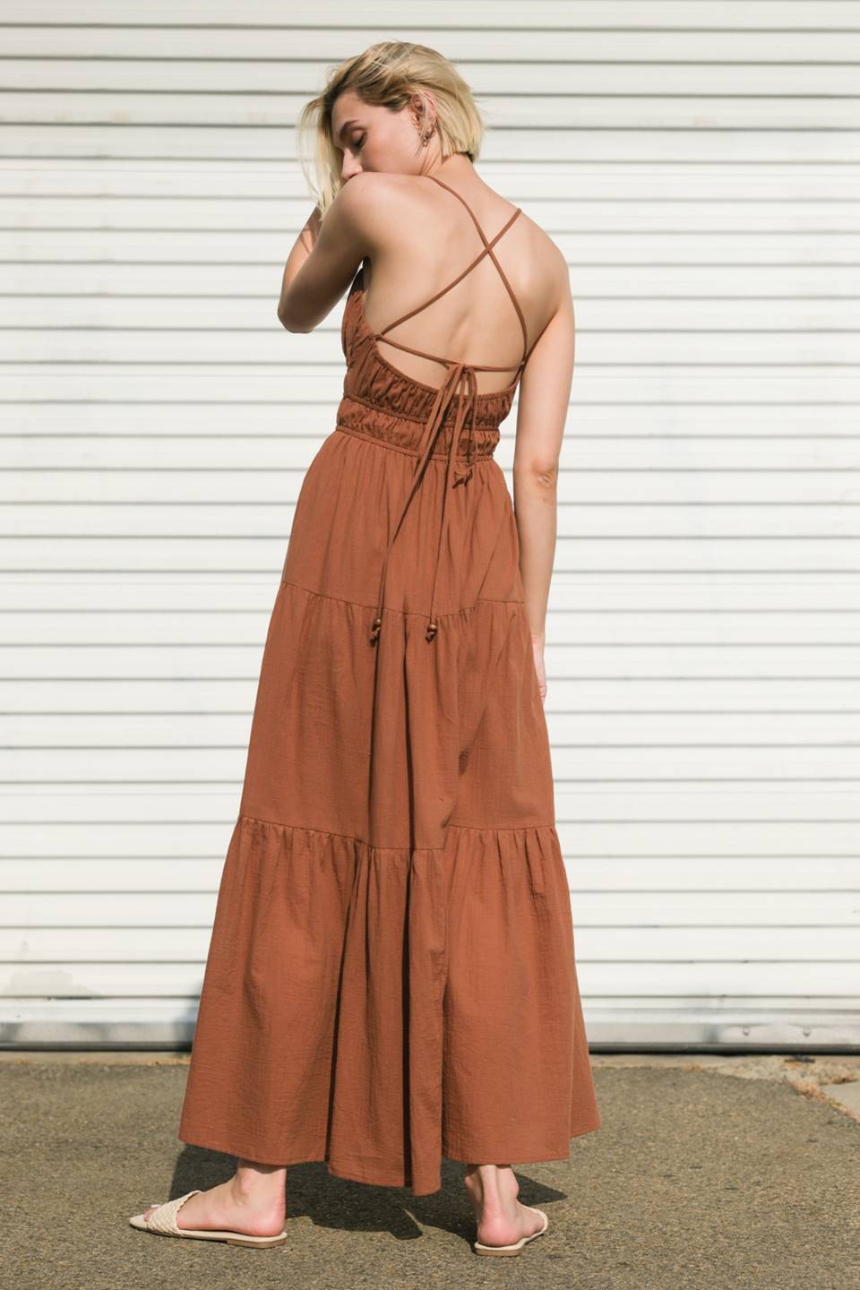 EFFORTLESS ELEGANCE WOVEN MAXI DRESS - Mack & Harvie