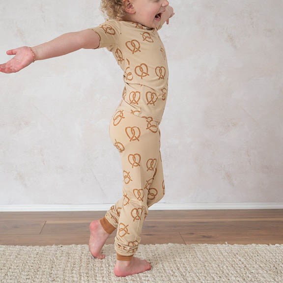 Pretzel | Bamboo Two Piece Set