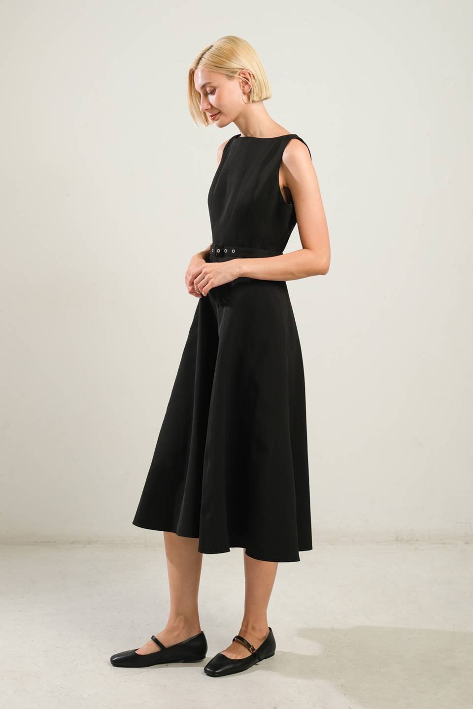 LIVING THE DREAM WOVEN MIDI DRESS - Mack & Harvie