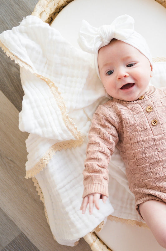 Muslin 6 - Layer Blanket - Cream Lace - Mack & Harvie