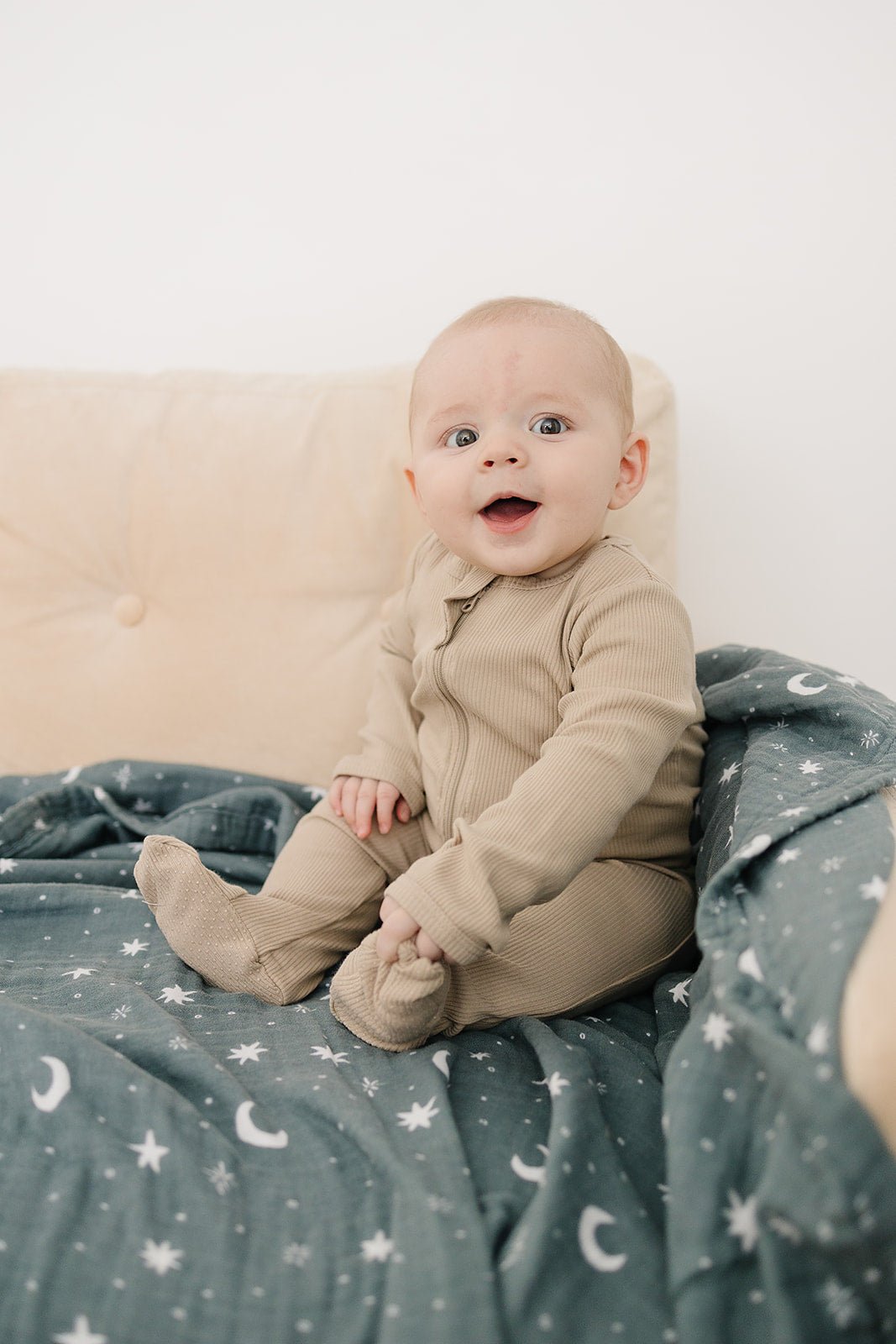 Oatmeal Organic Cotton Ribbed Zipper - Mack & Harvie