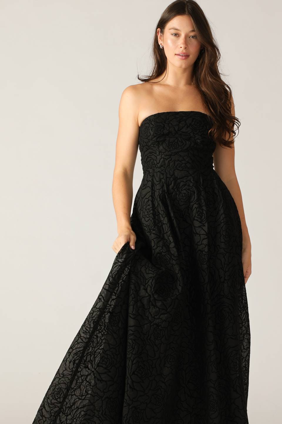 SEARCHING FOR LOVE WOVEN MAXI DRESS - Mack & Harvie