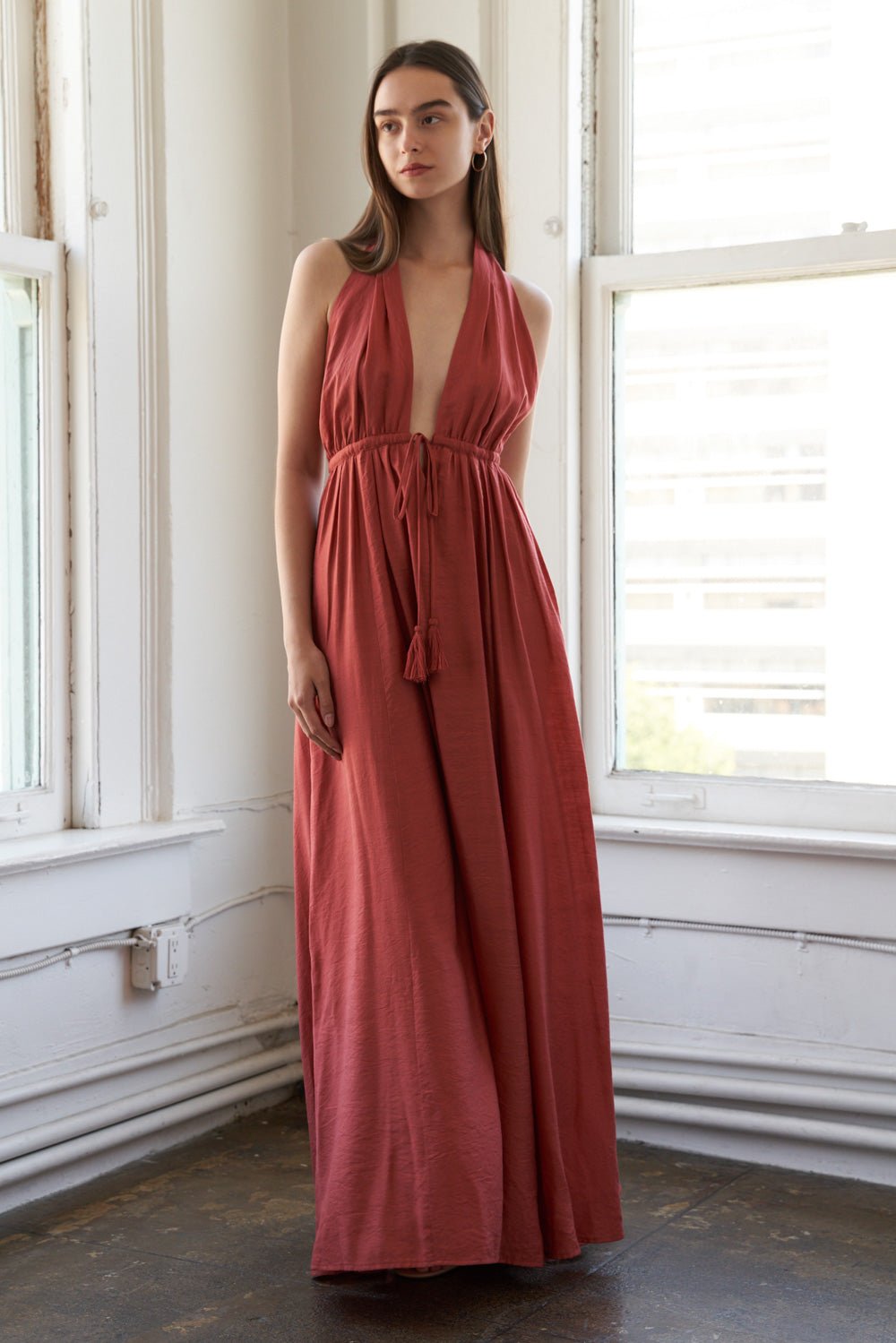 SHARE YOUR GLOW WOVEN MAXI DRESS - Mack & Harvie
