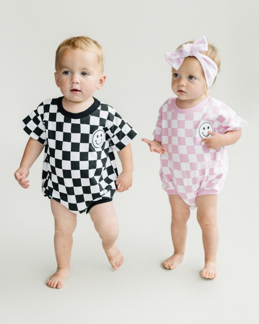 Short Sleeve Bubble Romper | Checkered Smiley Pink - Mack & Harvie