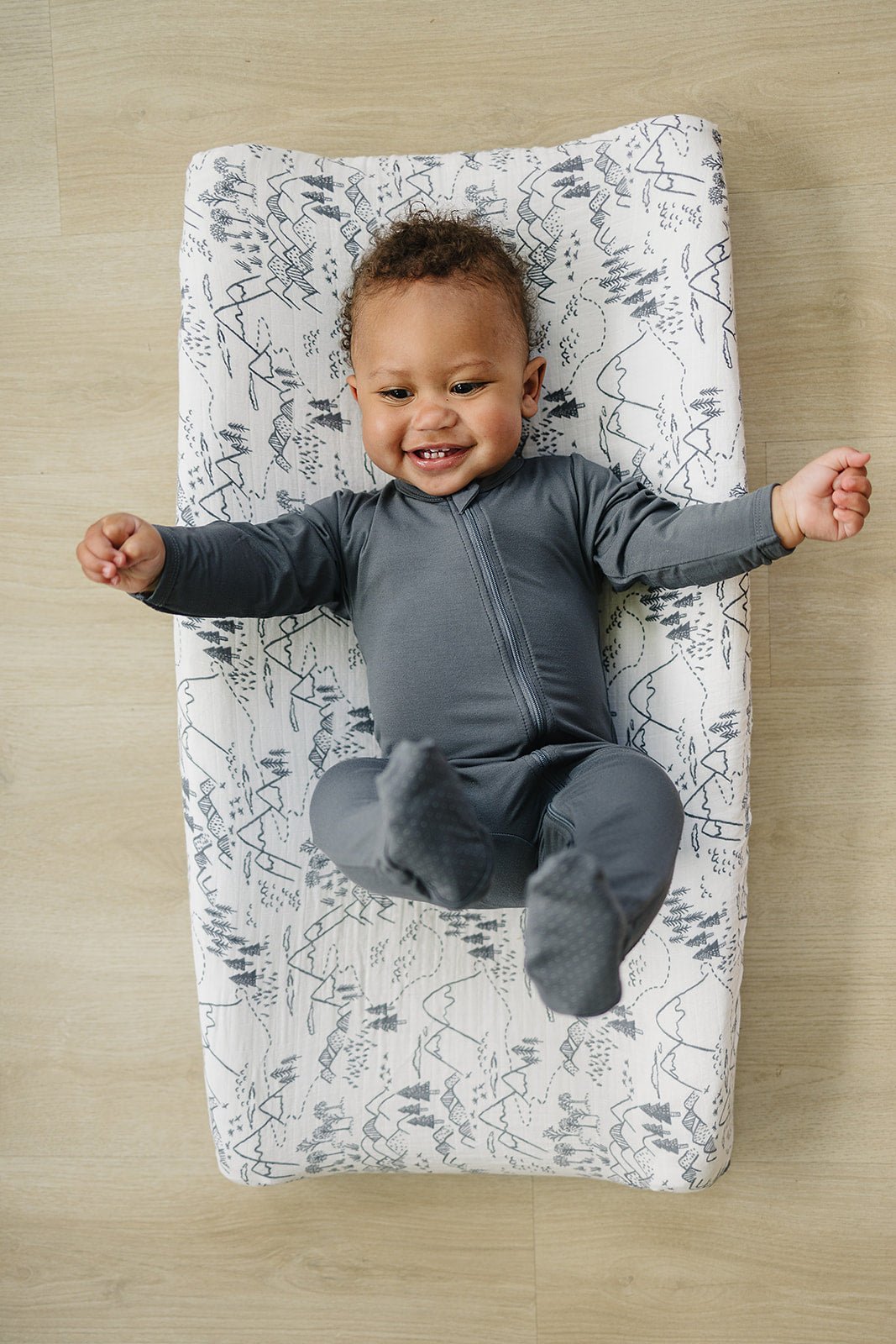 Summit Muslin Changing Pad Cover - Mack & Harvie